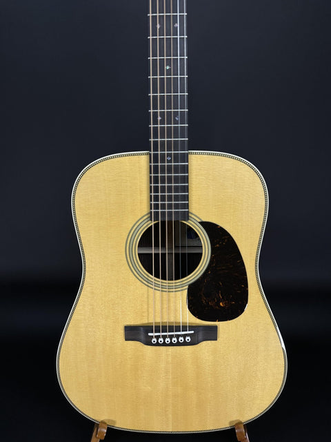 Martin D-28 Billy Strings -
