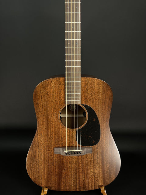 Martin D-15E -