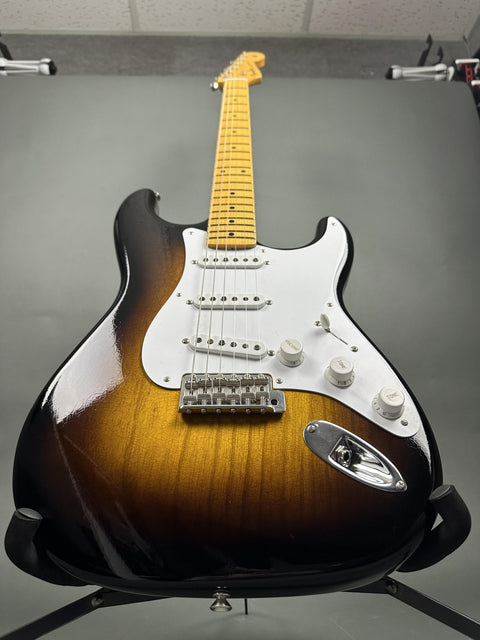 Fender Custom Shop Limited Edition 70th Anniversary 1954 Stratocaster Closet Classic - 2-Color Sunburst -