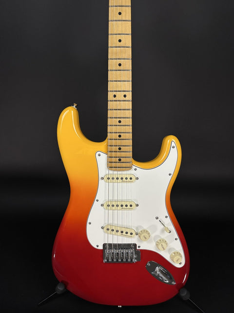 2021 Fender Mexico Player Plus Stratocaster - Tequila Sunrise -