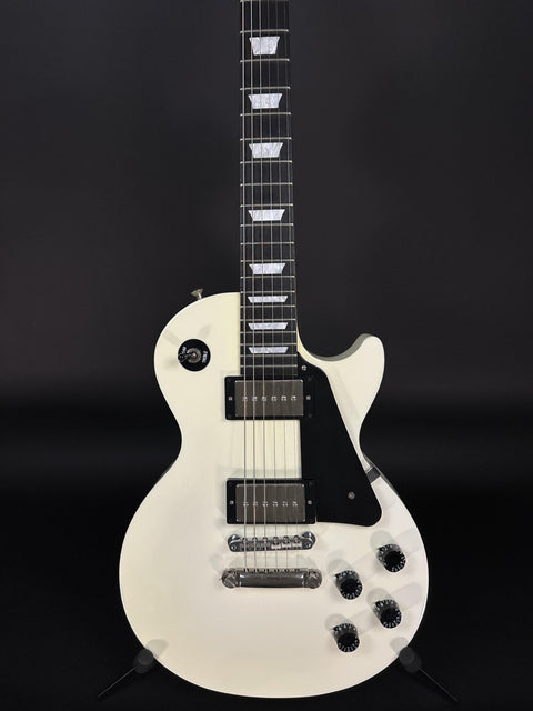 2009 Gibson Les Paul Studio - Classic White -
