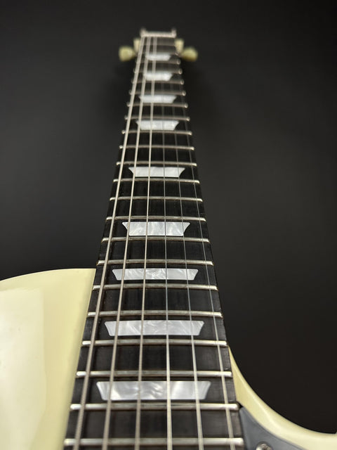 2009 Gibson Les Paul Studio - Classic White -