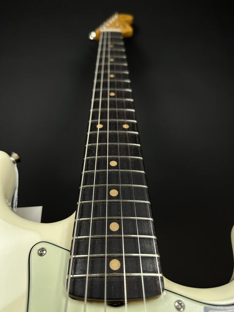 Fender American Vintage II 1961 Stratocaster - Olympic White -