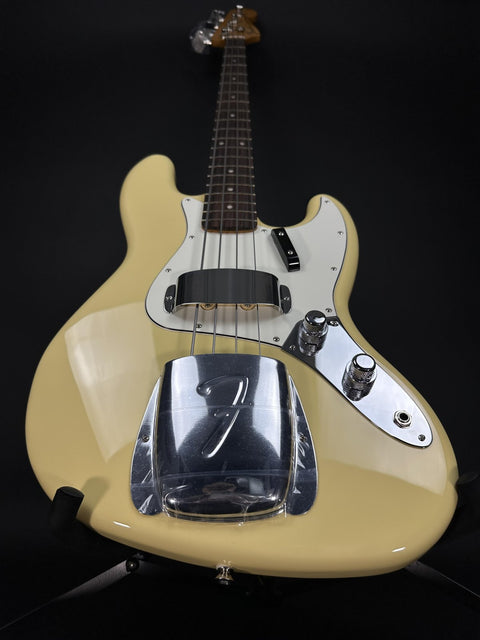 Fender Limited Edition Laura Lee Jazz Bass -