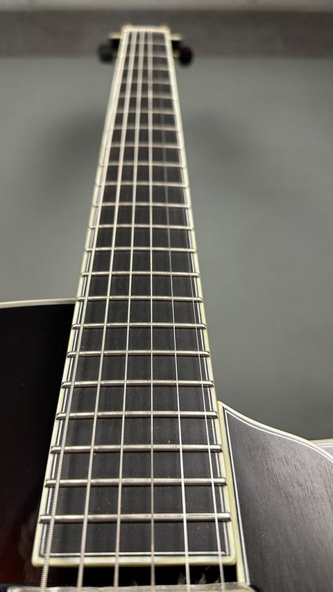 Eastman AR805CE-SB Sunburst Hollow Body Electric Guitar -