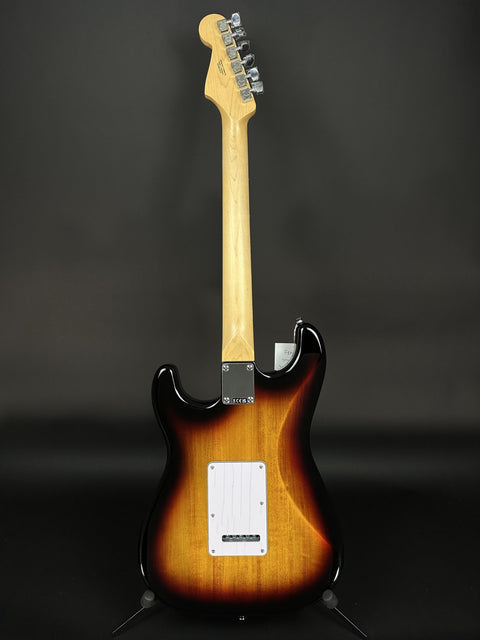 Fender Standard Stratocaster - 3-Color Sunburst Laurel Fingerboard -