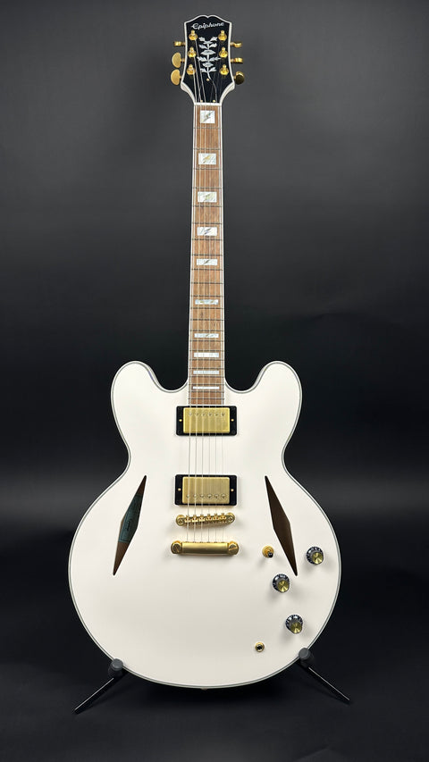 Epiphone Emily Wolfe Sheraton - Aged Bone White w/case -