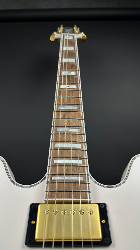 Epiphone Emily Wolfe Sheraton - Aged Bone White w/case -