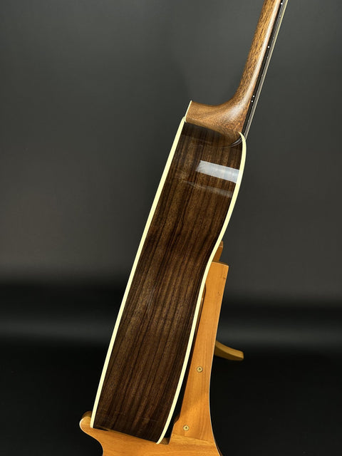 Martin OM-28 -