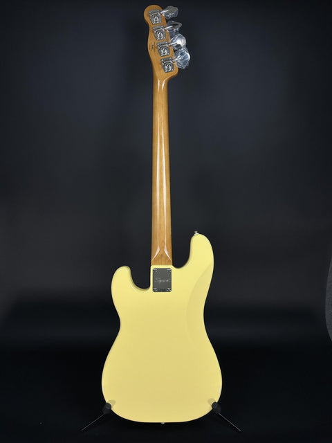 Squier Classic Vibe Telecaster Bass - Vintage White -
