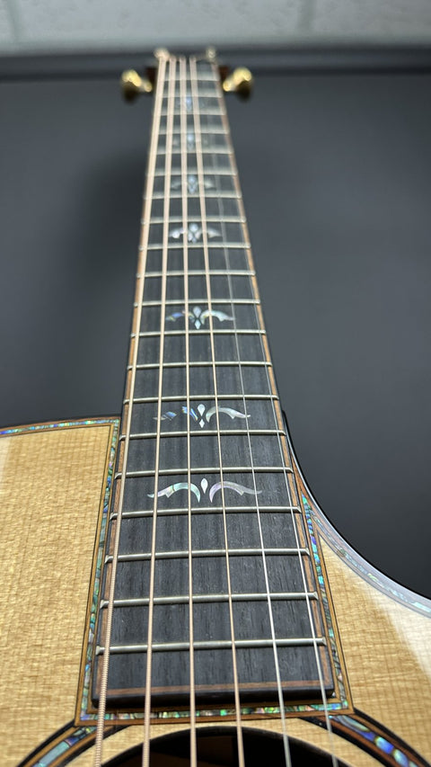 2019 Taylor 912ce Acoustic Guitar -