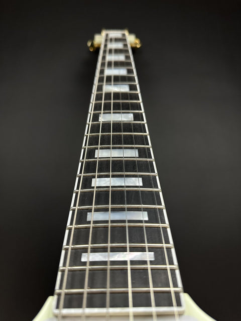 Epiphone Inspired By Gibson 1963 Les Paul SG Custom With Maestro Vibrola - Classic White -