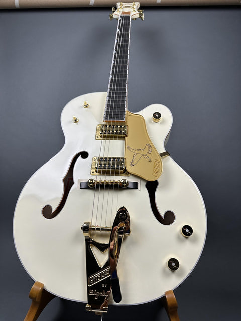 Gretsch G6136T-59 White Falcon -
