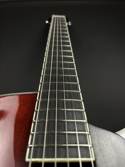 Eastman AR503CE Archtop Classic Finish -