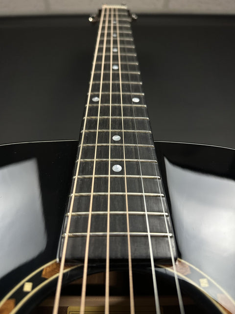 Eastman E2OM-DLX-SB -
