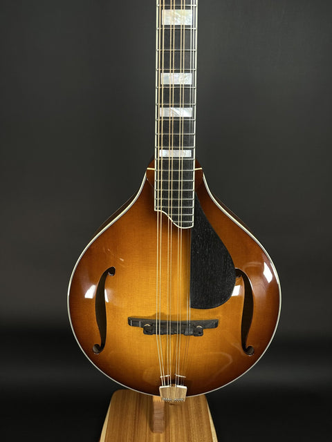 Eastman MDO605-GB Octave Mandolin - Goldburst -