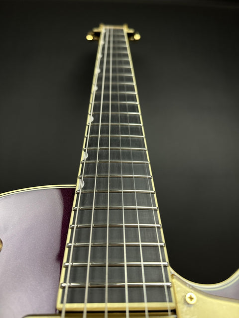 Gretsch Broadkaster Jr. LX Center Block with String-Thru Bigsby and Gold Hardware - Blackberry -