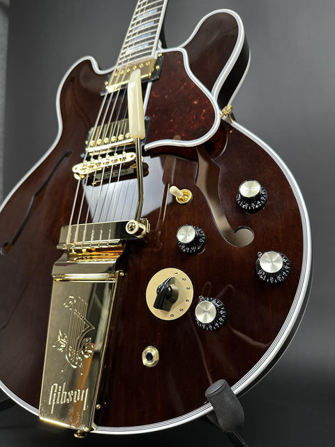 Gibson Custom M2M 1959 ES-355 Reissue - Walnut Varitone Maestro Gold Hardware -