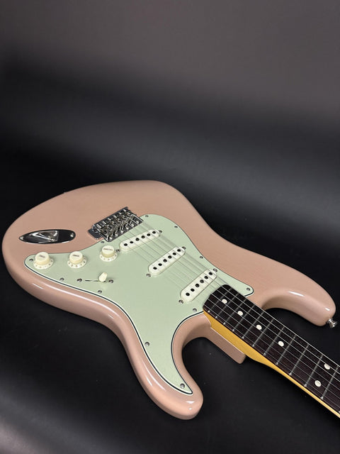 Fender Custom Shop 1963 Stratocaster Closet Classic - Dirty Shell Pink -
