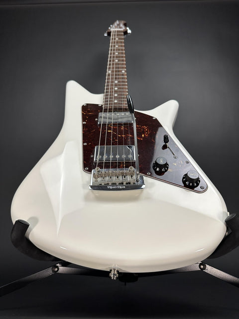 2014 Music Man Albert Lee HH Tremolo - White -