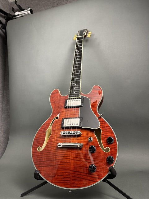 Eastman T484 - Classic -