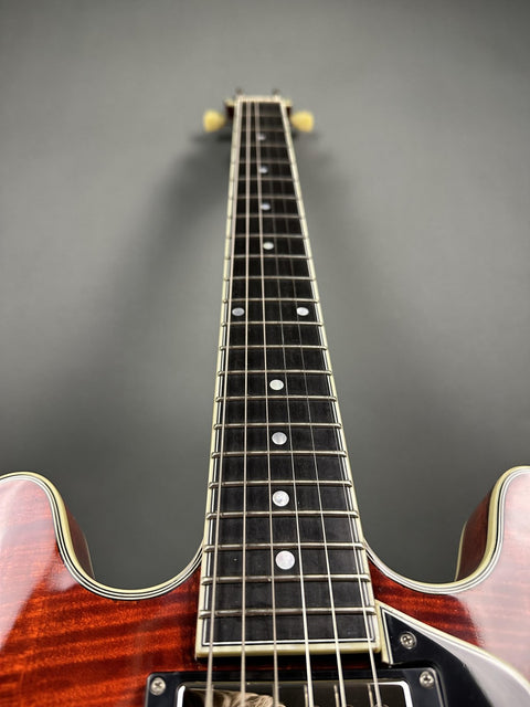 Eastman T484 - Classic -