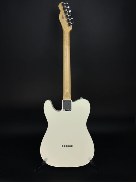 Fender Standard Telecaster - Olympic White Laurel Fingerboard -