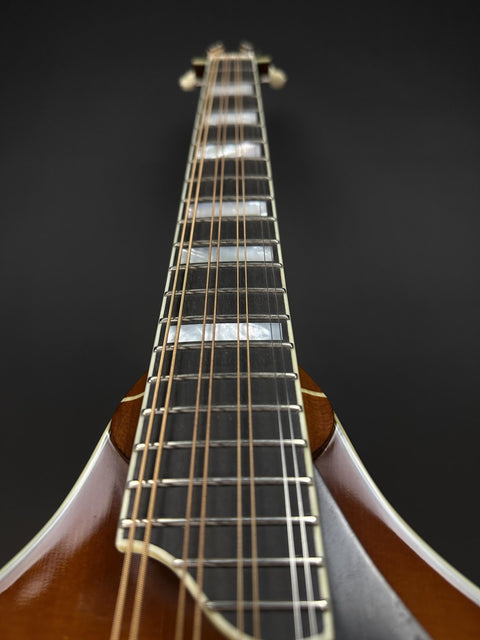 Eastman MDO605-GB Octave Mandolin - Goldburst -
