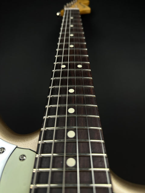 Fender American Professional Classic Jaguar - Faded Firemist Gold