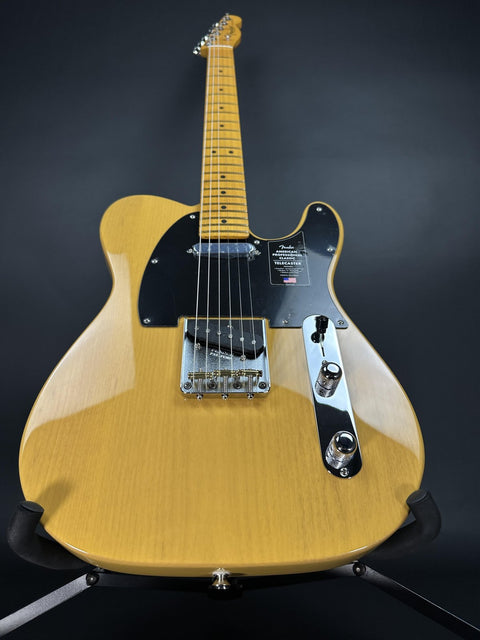Fender American Professional Classic Telecaster - Butterscotch Blonde