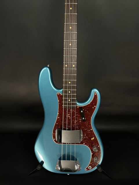 Fender Custom Shop 1963 Precision Bass Closet Classic - Aged Ocean Turqoise