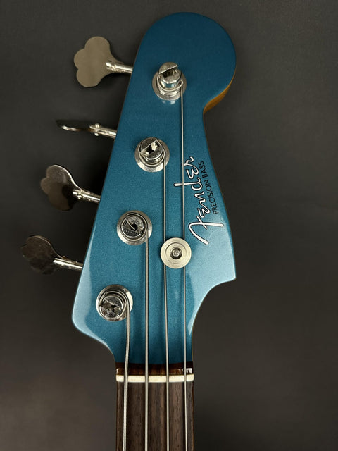 Fender Custom Shop 1963 Precision Bass Closet Classic - Aged Ocean Turqoise