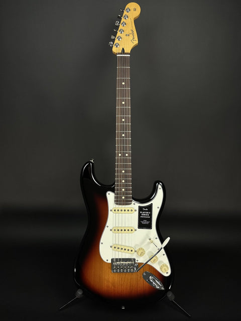 Fender Player II Stratocaster - 3-Color Sunburst w/ Rosewood Fingerboard -