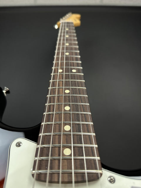 Fender Player II Stratocaster - 3-Color Sunburst w/ Rosewood Fingerboard -