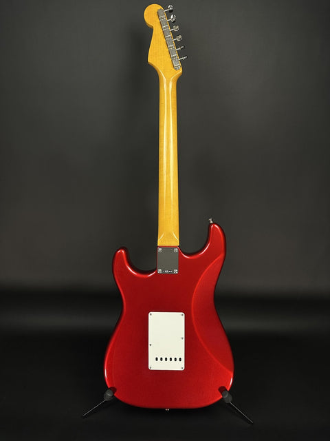 Fender American Vintage II 1965 Stratocaster - Candy Apple Red -