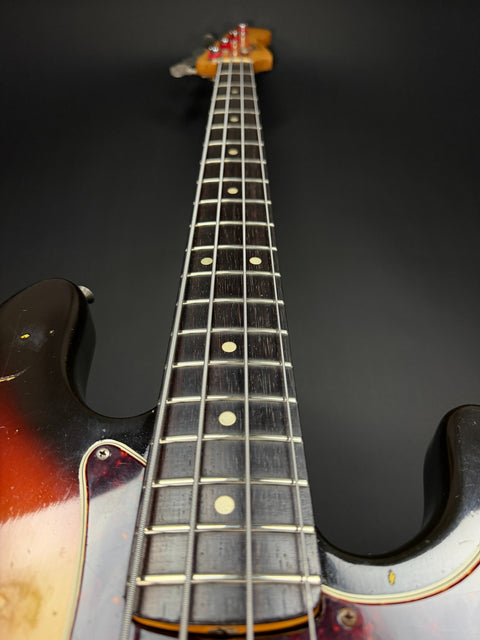 1966 Fender Precision Bass - Sunburst