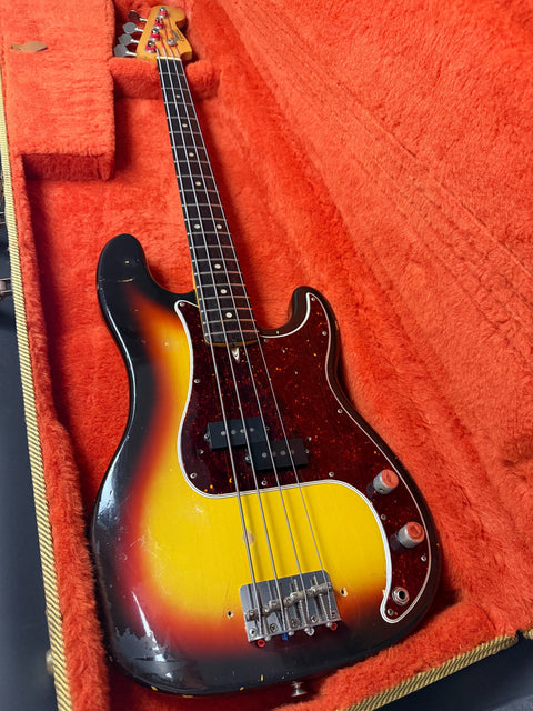 1966 Fender Precision Bass - Sunburst