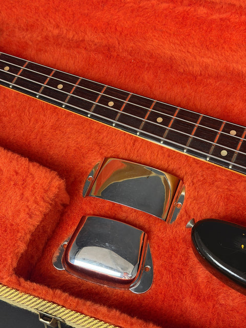 1966 Fender Precision Bass - Sunburst