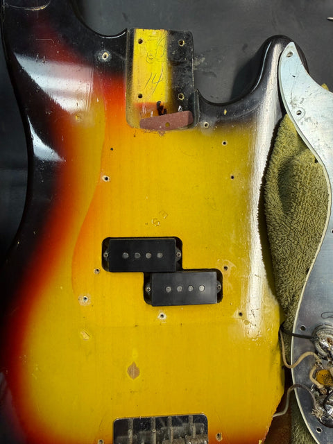 1966 Fender Precision Bass - Sunburst