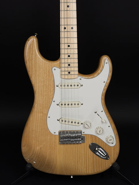 2025 Fender MIJ Traditional '70s Stratocaster - Natural