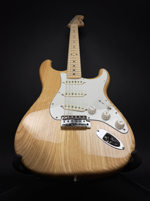 2025 Fender MIJ Traditional '70s Stratocaster - Natural