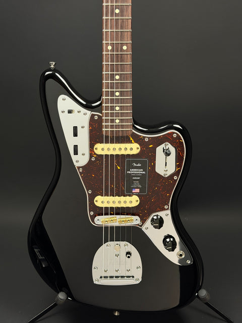 Fender American Professional Jaguar - Black