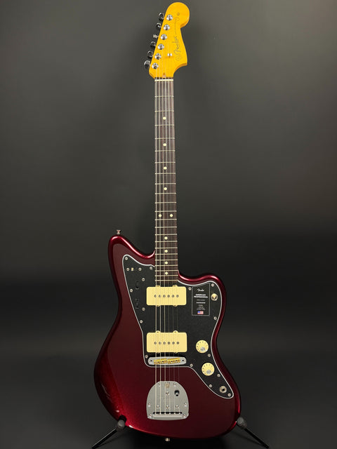 Fender American Professional Jazzmaster - Oxblood