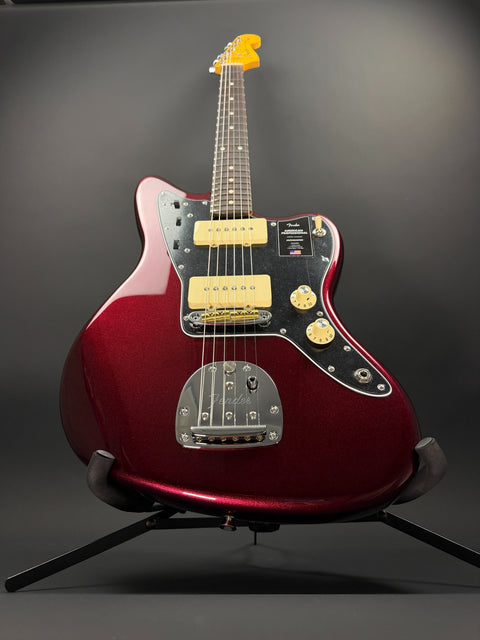 Fender American Professional Jazzmaster - Oxblood