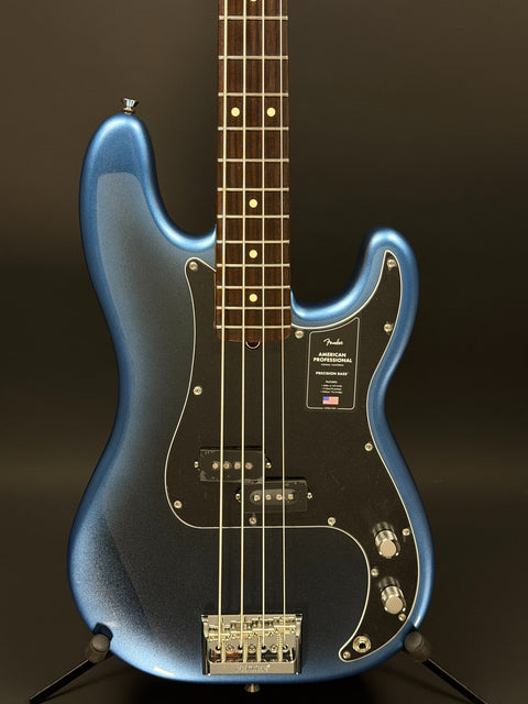 Fender American Professional Precision Bass - Dark Night -
