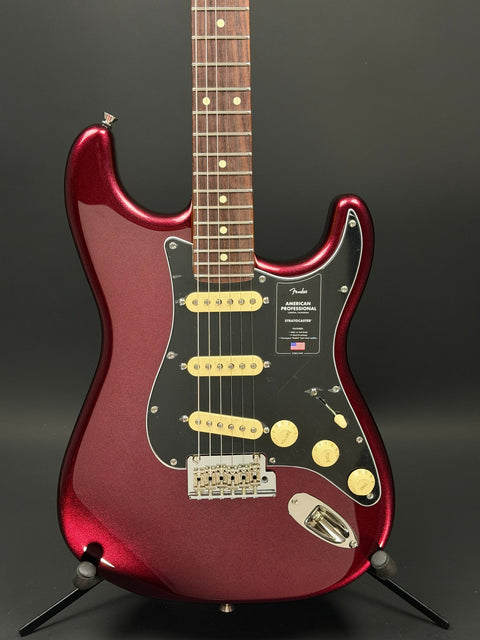 Fender American Professional Stratocaster - Oxblood