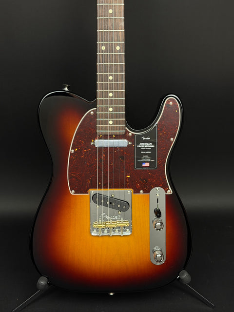 Fender American Professional Telecaster - 3-Color Sunburst