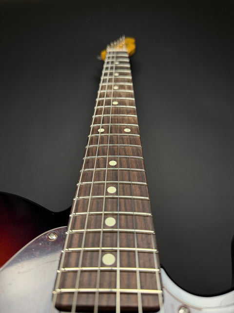 Fender American Professional Telecaster - 3-Color Sunburst