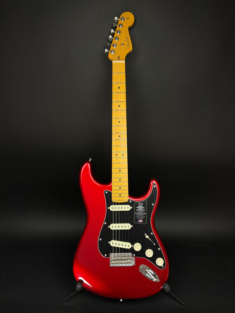 Fender Limited Edition American Professional Classic Stratocaster Featuring the Fender Silent System - Candy Apple Red