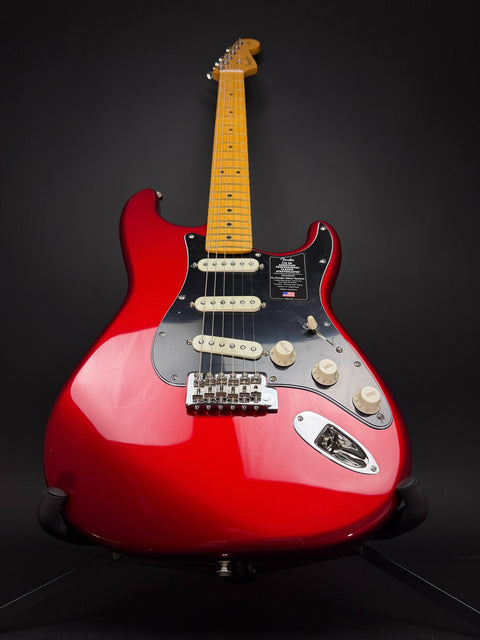 Fender Limited Edition American Professional Classic Stratocaster Featuring the Fender Silent System - Candy Apple Red
